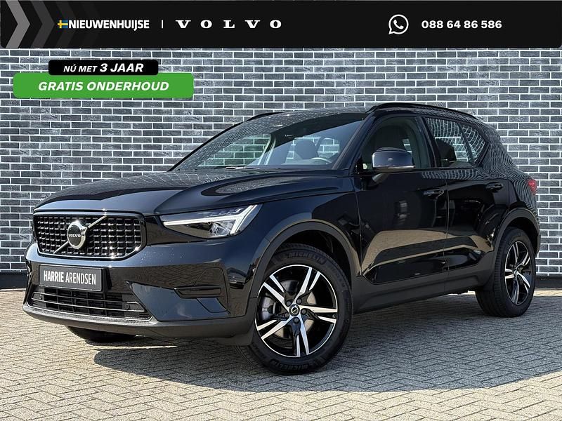 Zwart Gebruikt 2022 Volvo XC40 Plus SUV | € 44.399 (Iets duurder) - Afbeelding 1/4