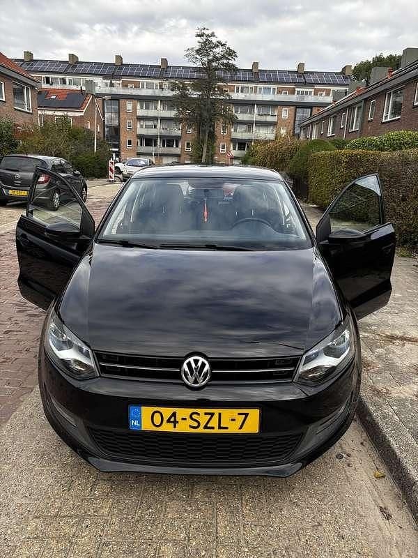 Gebruikt 2012 VW Polo Comfortline Sedan | € 3.200 (Goede deal) - Afbeelding 1/4