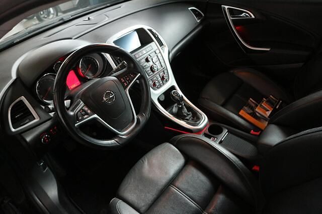 Occasion Opel Astra Sport 120 PK (88 kW) 2014 Zwart Stationwagen