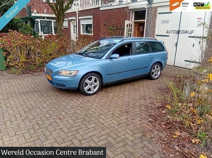 Occasion 2004 Volvo V50 Momentum Stationwagen | € 2.789 - Afbeelding 1/4