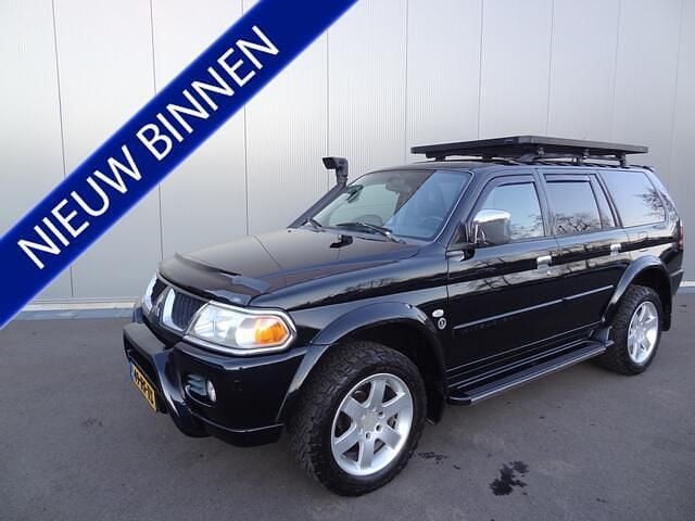 Zwart Gebruikt 2005 Mitsubishi Pajero Intense SUV | € 11.999 - Afbeelding 1/4