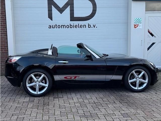 Zwart Gebruikt 2008 Opel GT Cabriolet | € 14.999 - Afbeelding 1/4