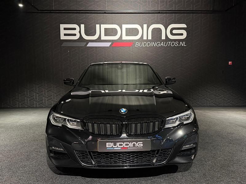 Occasion BMW 320e Efficient Dynamics 2022 Zwart (metallic) Sedan