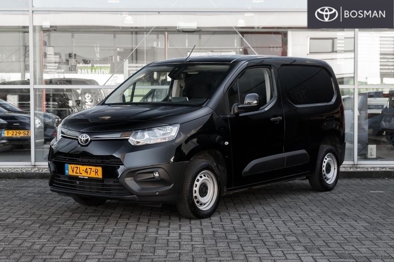 Zwart Gebruikt 2023 Toyota Proace City Van | € 19.950 (Eerlijke prijs) - Afbeelding 1/4