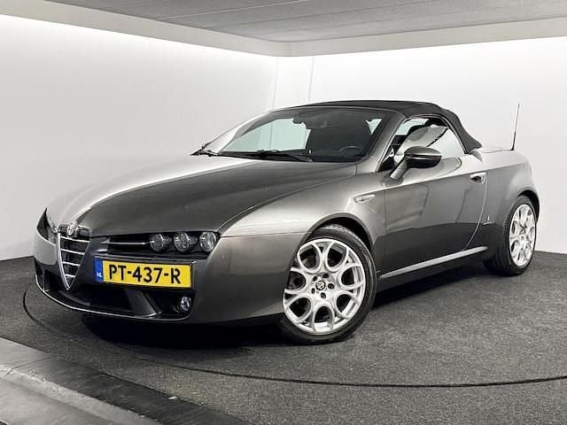 Occasion Alfa Romeo Spider 185 PK (136 kW) 2010 Grijs Cabriolet