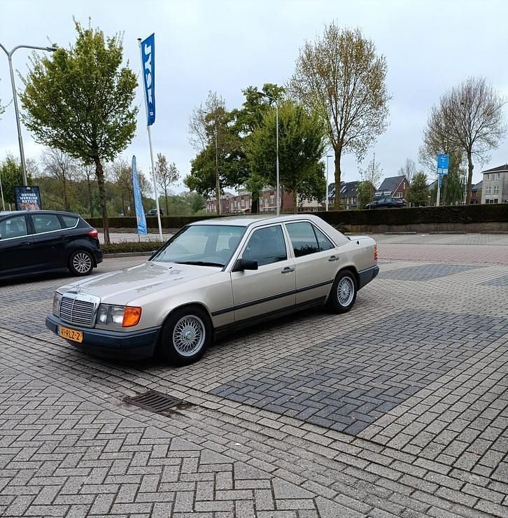 Occasion Mercedes E230 132 PK (97 kW) 1986