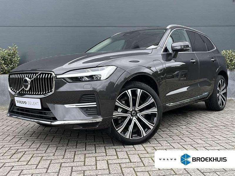 Grijs Gebruikt 2023 Volvo XC60 Plus SUV | € 57.900 (Duur) - Afbeelding 1/4