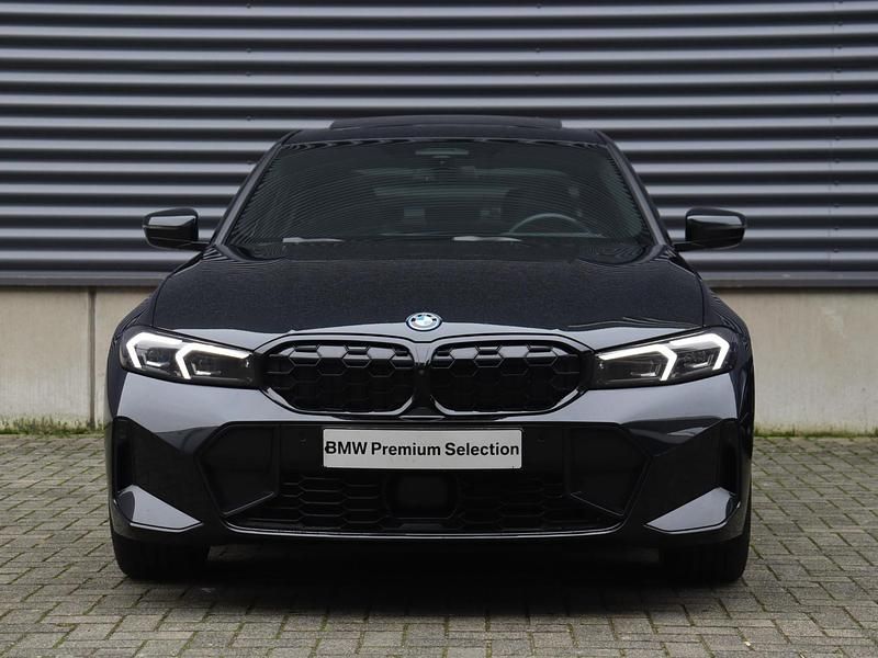 Occasion BMW 330e M Sport 292 PK (214 kW) 2024 Zwart Sedan