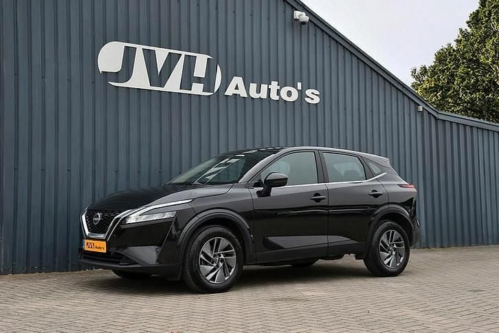 Zwart Occasion 2023 Nissan Qashqai Acenta SUV | € 26.500 (Goede deal) - Afbeelding 1/4