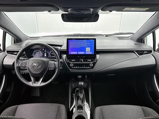 Occasion Toyota Corolla Limited 140 PK (102 kW) 2025 Groen metallic Stationwagen