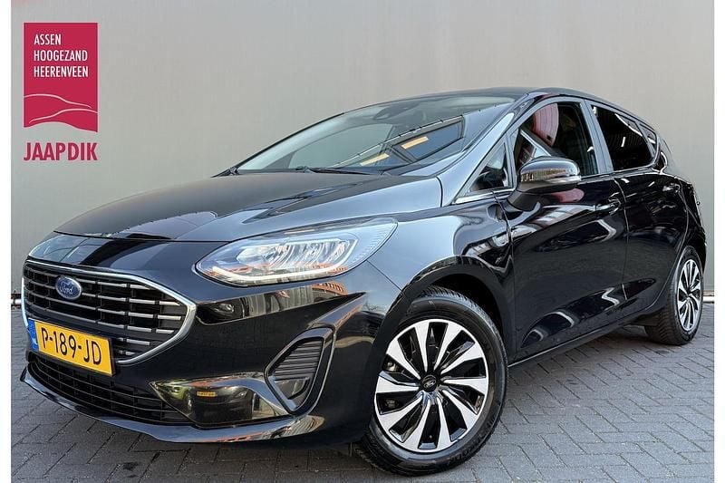 Zwart Gebruikt 2022 Ford Fiesta Titanium Hatchback | € 11.899 (Super prijs) - Afbeelding 1/3