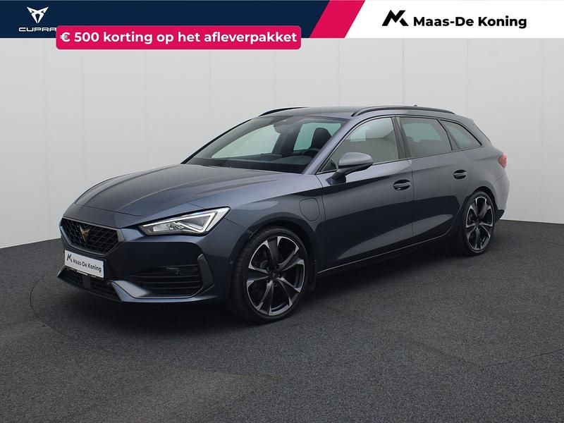 Grijs Gebruikt 2024 Cupra Leon VZ Stationwagen | € 32.940 (Eerlijke prijs) - Afbeelding 1/4
