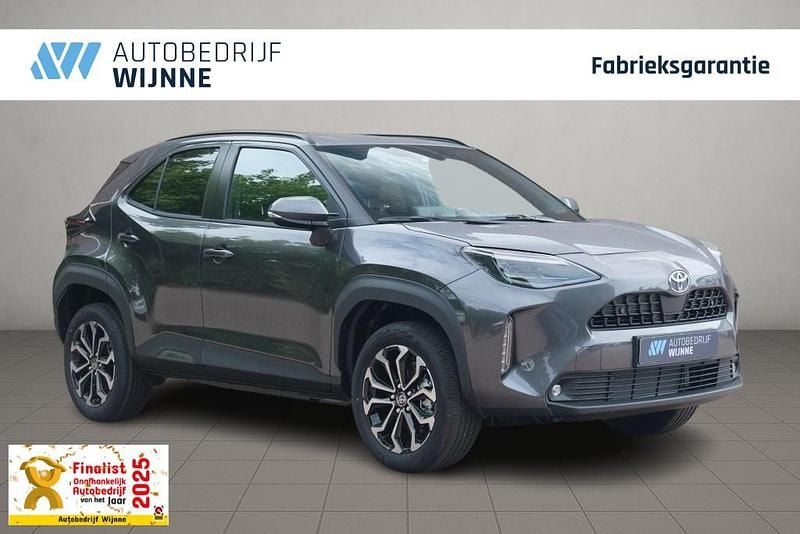 Grijs Nieuw 2025 Toyota Yaris Cross Connect Style SUV | € 31.950 (Eerlijke prijs) - Afbeelding 1/4