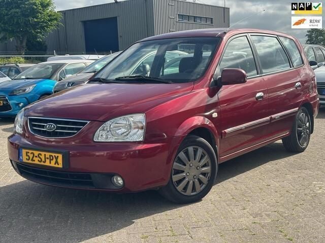 Rood Gebruikt 2006 Kia Carens EX MPV | € 2.150 - Afbeelding 1/4
