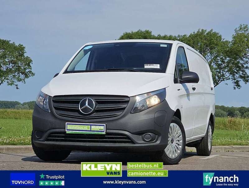 Wit Gebruikt 2022 Mercedes e-Vito MPV | € 24.250 - Afbeelding 1/3