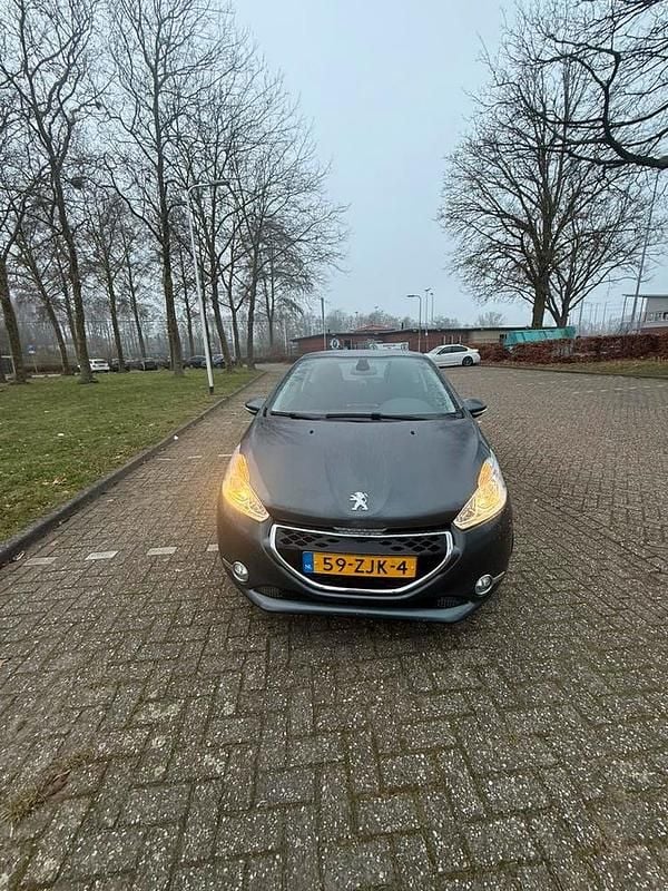 Occasion Peugeot 208 81 PK (59 kW) 2012 Hatchback