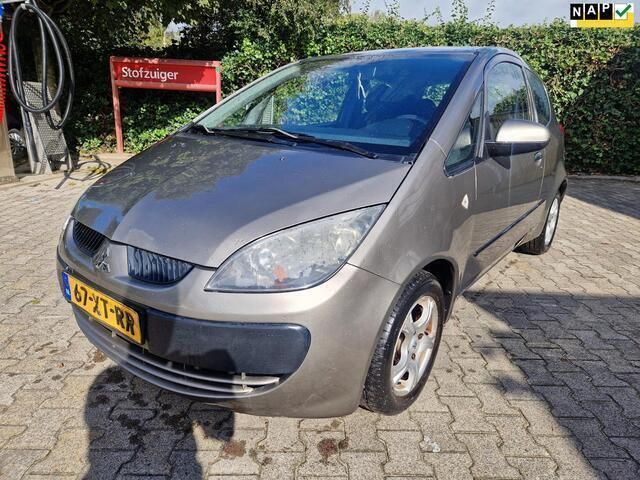Grijs Gebruikt 2007 Mitsubishi Colt Hatchback | € 1.750 (Eerlijke prijs) - Afbeelding 1/4