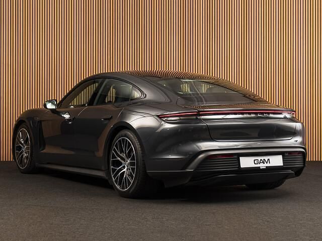 Occasion Porsche Taycan Performance Package 350 kW (476 PK) 2021 Grijs Sedan