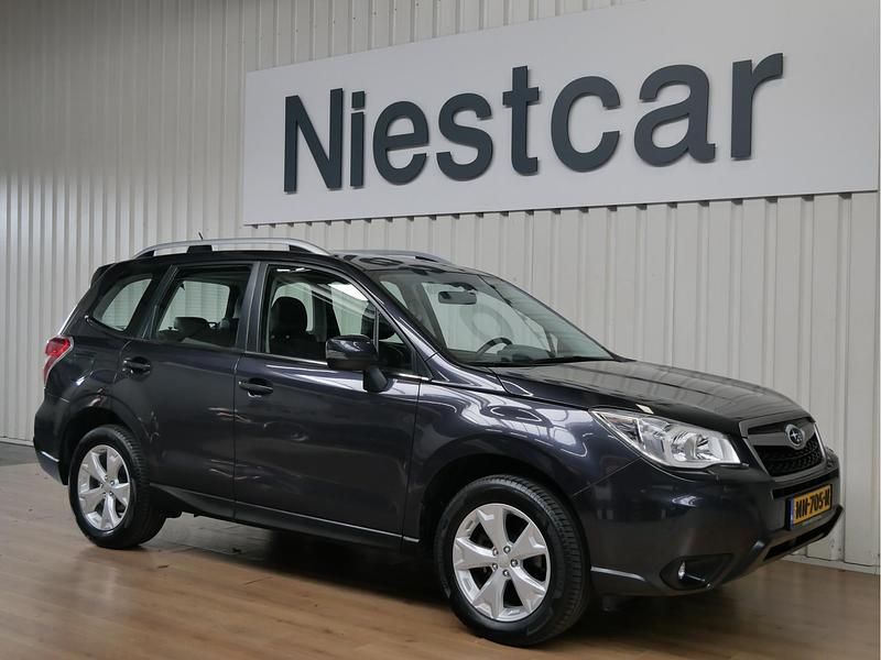 Grijs (metallic) Gebruikt 2013 Subaru Forester SUV | € 16.750 - Afbeelding 1/4