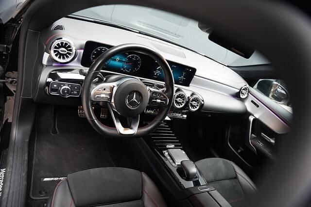 Occasion Mercedes CLA200 Business 165 PK (121 kW) 2019 Grijs Sedan
