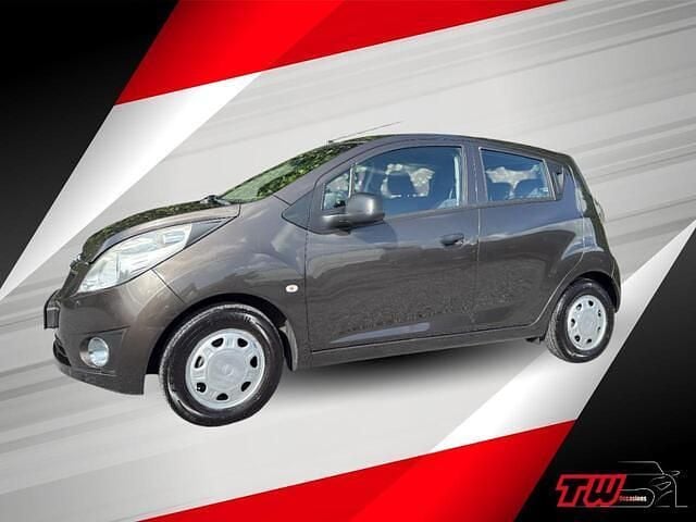 Bruin Gebruikt 2012 Chevrolet Spark LS Hatchback | € 1.690 (Eerlijke prijs) - Afbeelding 1/4