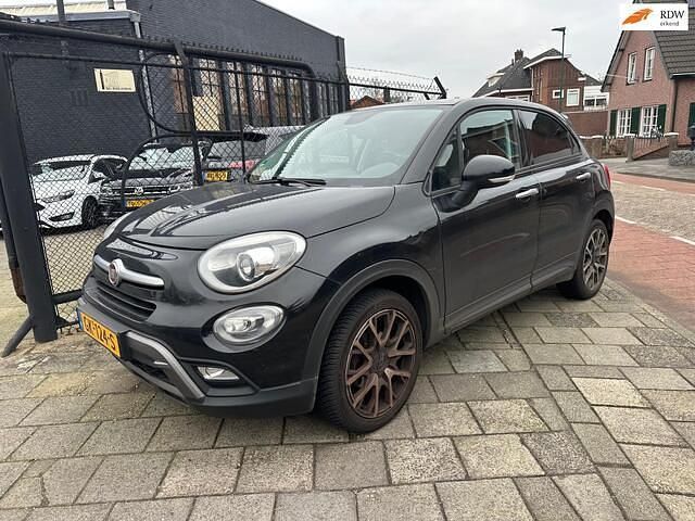 Zwart Occasion 2015 Fiat 500X Cross Plus SUV | € 9.950 (Eerlijke prijs) - Afbeelding 1/4