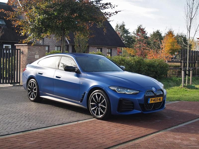 Occasion BMW i4 Executive 11 kW (15 PK) 2022 Blauw Sedan