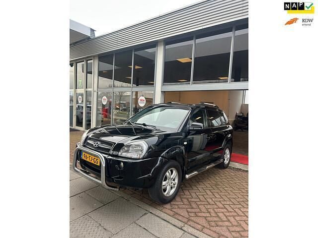 Zwart Occasion 2006 Hyundai Tucson Style SUV | € 4.177 (Eerlijke prijs) - Afbeelding 1/4