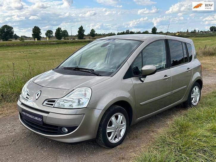 Gebruikt 2008 Renault Grand Modus Dynamique MPV | € 1.780 - Afbeelding 1/4