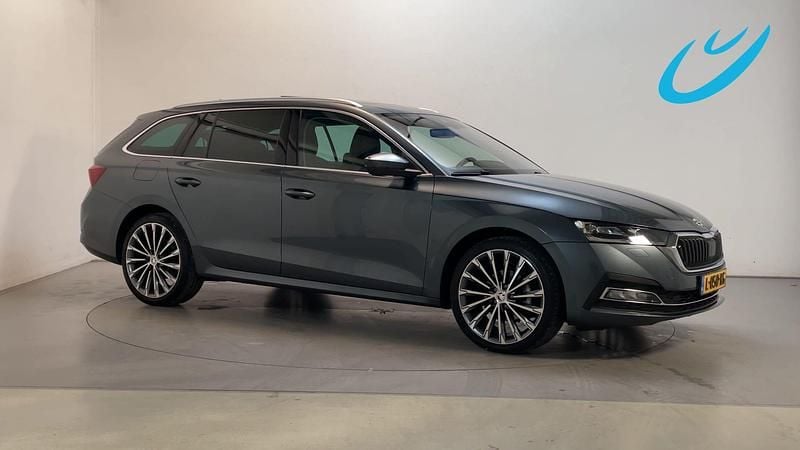 Grijs Gebruikt 2021 Skoda Octavia Business Line Stationwagen | € 18.950 (Goede deal) - Afbeelding 1/3