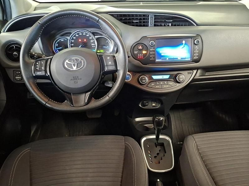 Occasion Toyota Yaris Active 99 PK (72 kW) 2019 Wit Hatchback