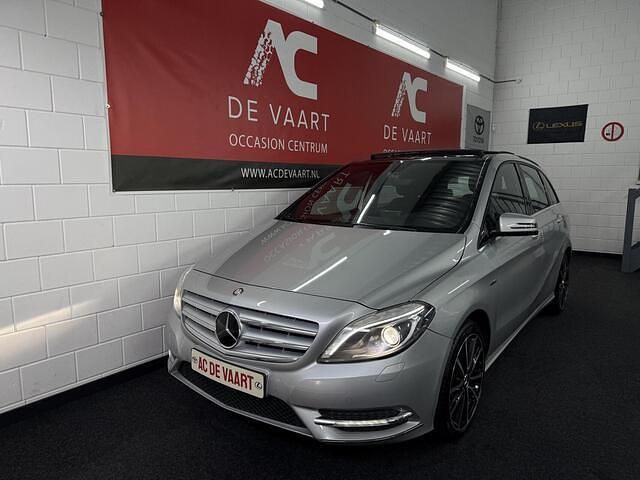 Occasion Mercedes B200 156 PK (114 kW) 2012 Grijs MPV