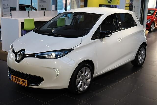 Wit Occasion 2015 Renault Zoe Intens Hatchback | € 6.750 (Eerlijke prijs) - Afbeelding 1/4