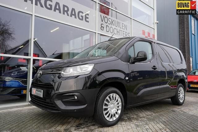 Zwart Gebruikt 2022 Toyota Proace City Van | € 19.950 (Goede deal) - Afbeelding 1/4