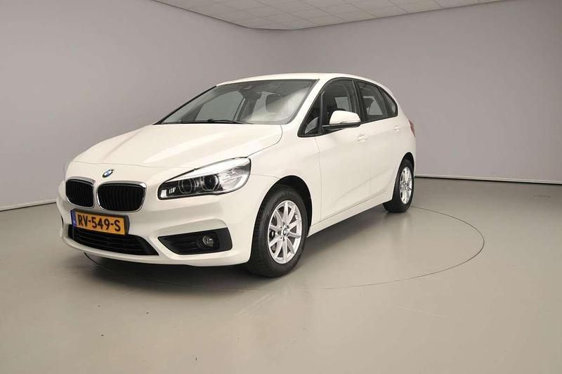 Wit Gebruikt 2018 BMW 216 Active Tourer Executive MPV | € 16.900 (Eerlijke prijs) - Afbeelding 1/4