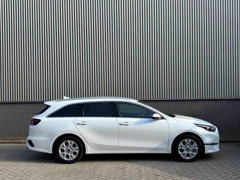 Occasion Kia Ceed Sportswagon 99 PK (72 kW) 2024 Wit Stationwagen
