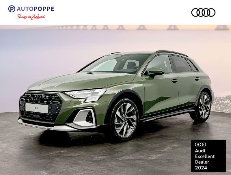 Groen Gebruikt 2024 Audi A3 Sportback Advanced Hatchback | € 44.950 - Afbeelding 1/4