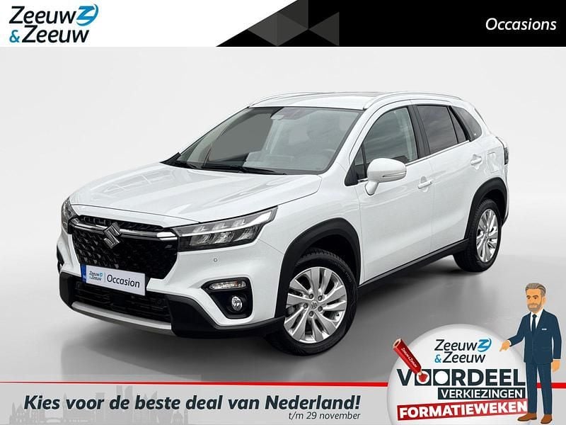 Wit Gebruikt 2021 Suzuki SX4 S-Cross SUV | € 22.950 (Eerlijke prijs) - Afbeelding 1/4