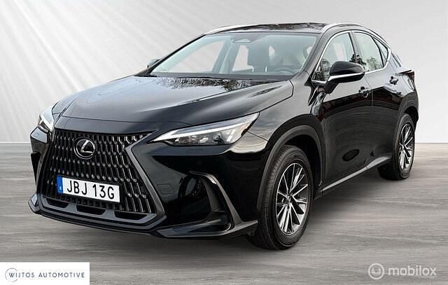 Zwart Occasion 2025 Lexus NX350h SUV | € 46.950 (Goede deal) - Afbeelding 1/4
