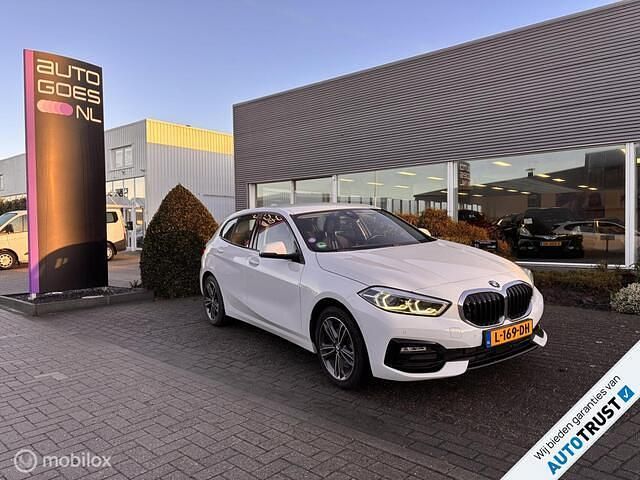 Occasion BMW 118 Sport Line 136 PK (100 kW) 2021 Wit Hatchback