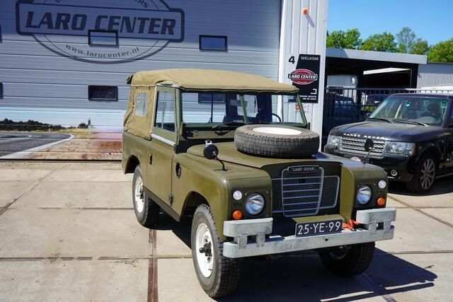 Groen Gebruikt 1974 Land Rover 88 Hatchback | € 29.750 - Afbeelding 1/4