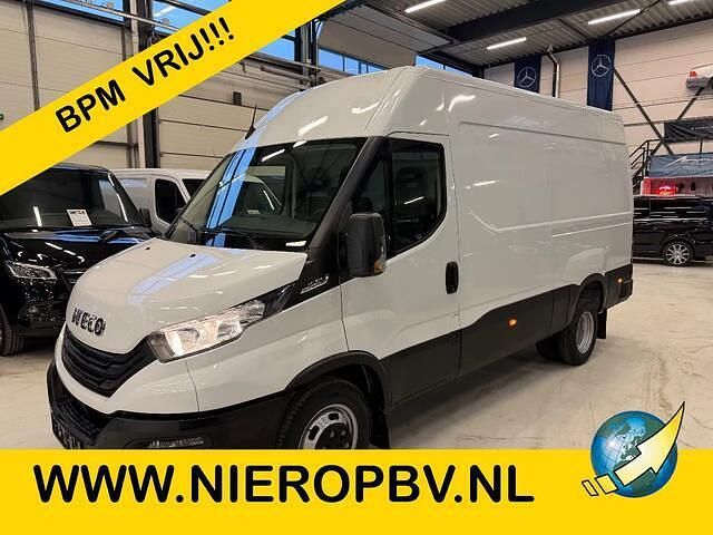 Wit Occasion 2024 Iveco Daily Van | € 46.750 (Eerlijke prijs) - Afbeelding 1/4