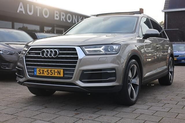 Grijs Gebruikt 2016 Audi Q7 Performance SUV | € 29.950 (Super prijs) - Afbeelding 1/4