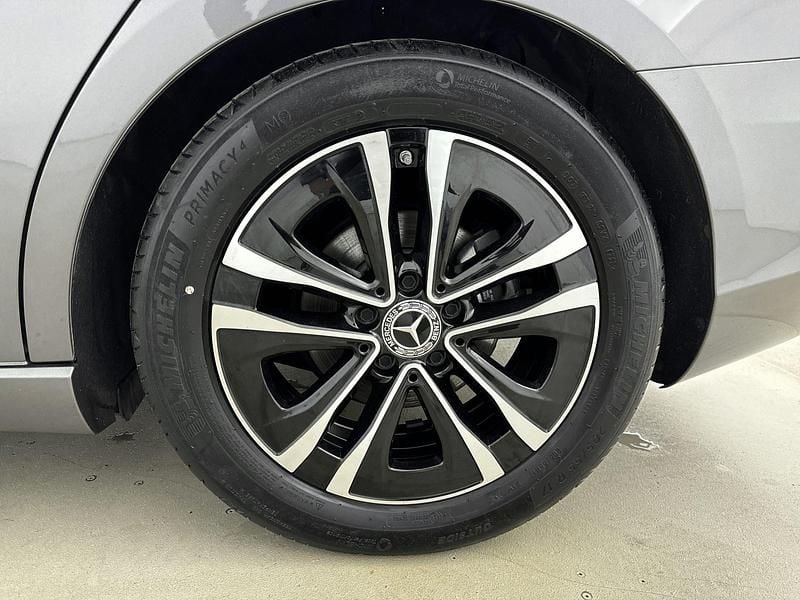 Occasion Mercedes A180 Premium 136 PK (100 kW) 2023 Grijs Sedan