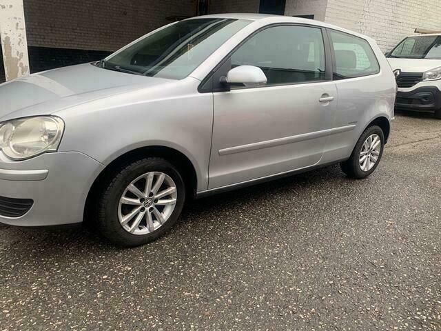 Occasion VW Polo Comfortline 60 PK (44 kW) 2008 Grijs Sedan