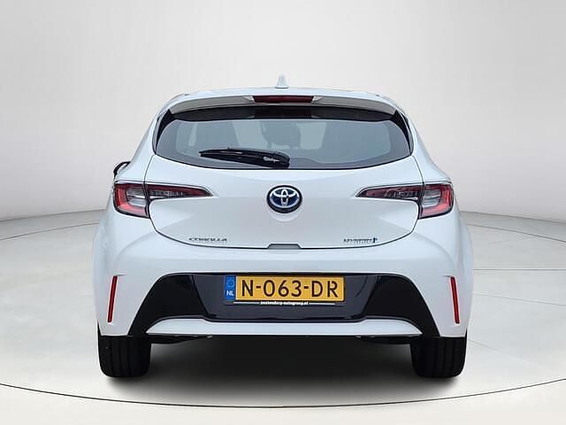 Wit Gebruikt 2021 Toyota Corolla Active Hatchback | € 22.950 (Eerlijke prijs) - Afbeelding 1/1
