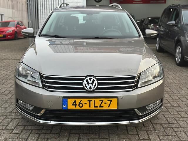 Occasion VW Passat Comfortline 122 PK (89 kW) 2012 Bruin Stationwagen