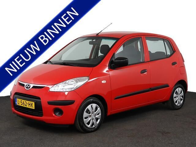 Rood Gebruikt 2009 Hyundai i10 Pure Hatchback | € 3.450 (Eerlijke prijs) - Afbeelding 1/4