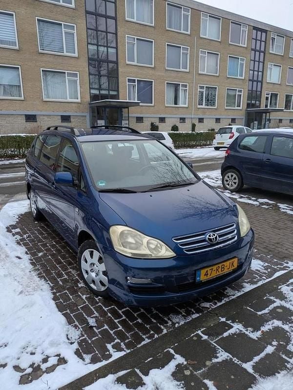 Occasion 2005 Toyota Avensis Verso MPV | € 4.950 (Iets duurder) - Afbeelding 1/4