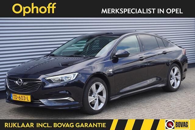 Blauw Gebruikt 2018 Opel Insignia Business Hatchback | € 15.950 (Eerlijke prijs) - Afbeelding 1/4